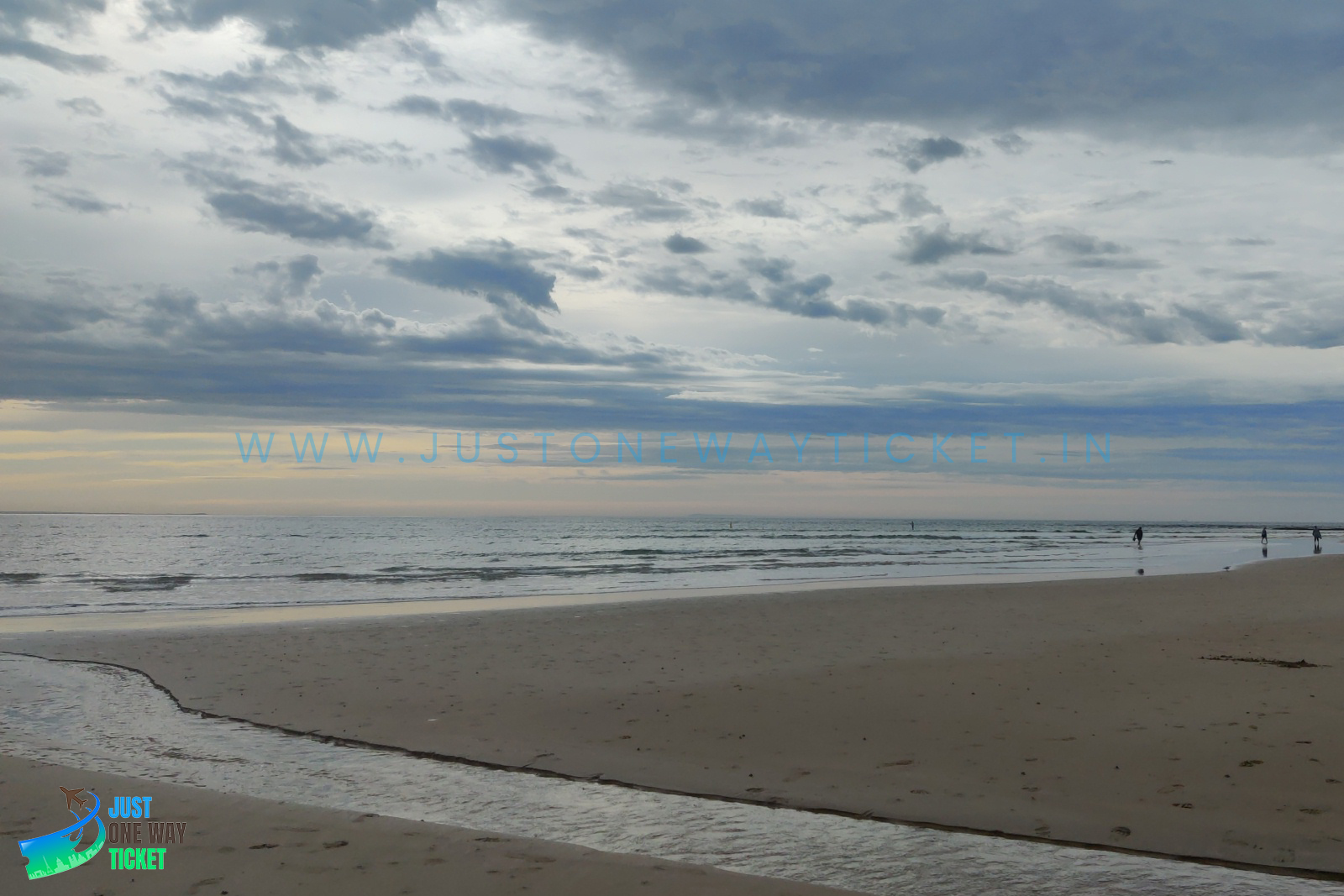 Dapoli Beach – Shooting Lamps